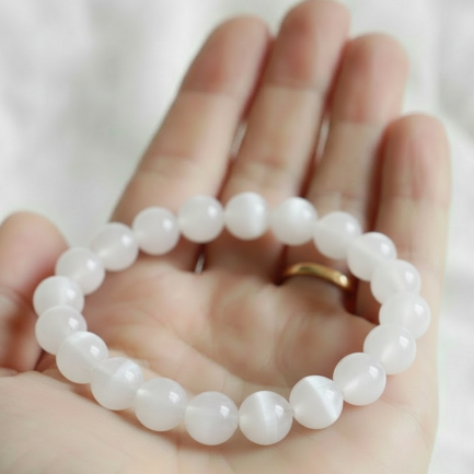 Bracelet Sélénite Pierre Naturelle 8mm Grade AAA 3 Bracelet Sélénite Pierre Naturelle 8mm Grade AAA – Image 3