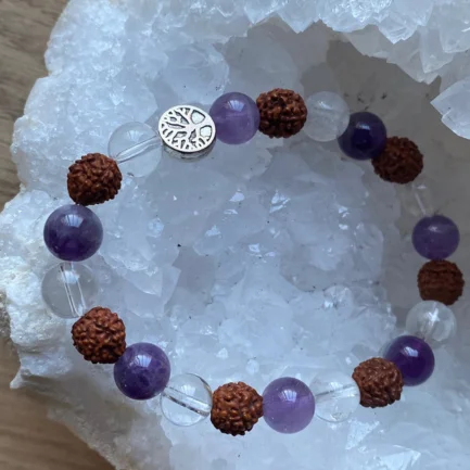 Bracelet artisanal rudraksha et pierres naturelles d'améthyste et cristal de roche