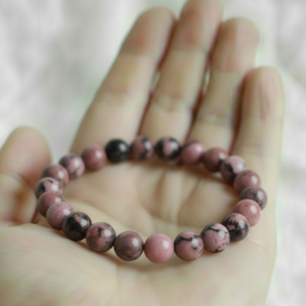 Bracelet Rhodonite Pierre Naturelle 8mm Grade AAA 3 Bracelet Rhodonite Pierre Naturelle 8mm Grade AAA – Image 3